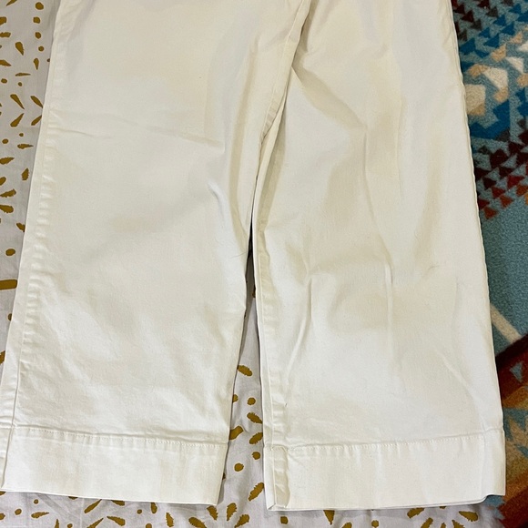 Stylish Men's Cream Chinos - Picture 7 of 9